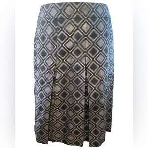 Ann Taylor Geometric Purple Lavender Pleated fit flare Skirt side Zipper Size 8